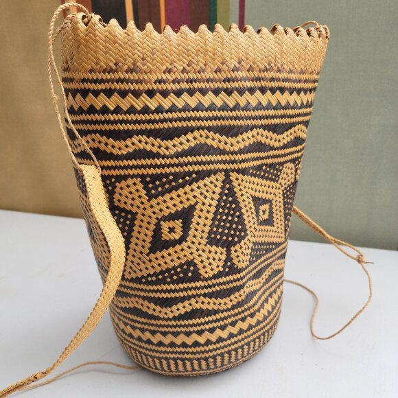 VTG Ajat Basket Penan People Borneo 20th Century Tribal Art Geometric Motif